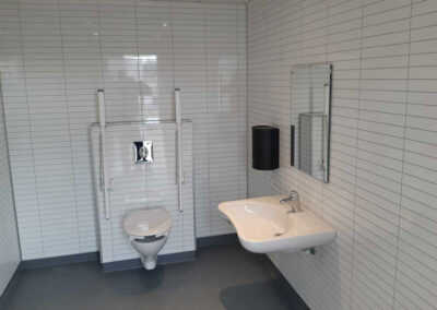 Toilet- og Sanitetsbygning – 48 m2