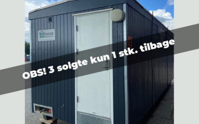 Toiletvogn med 6 toiletter og urinaler