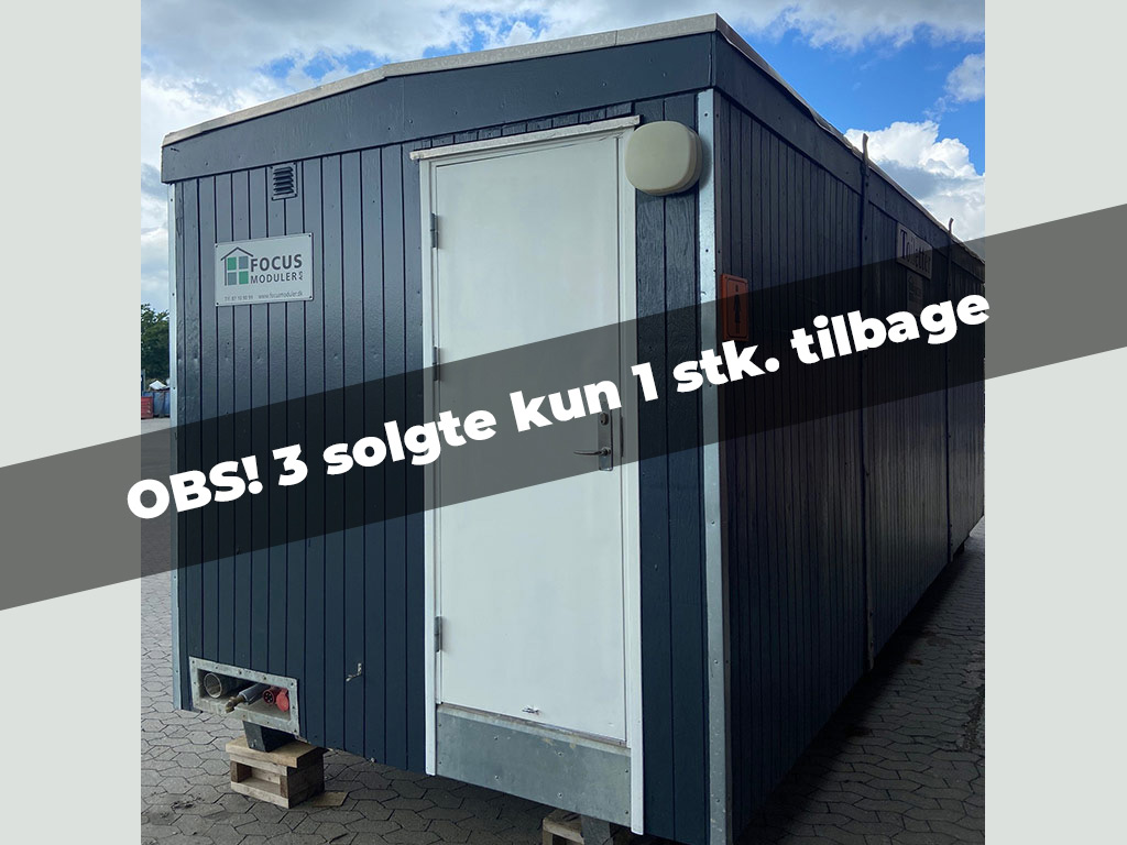 4 stk. Toiletvogne med 6 toiletter og Urinaler 