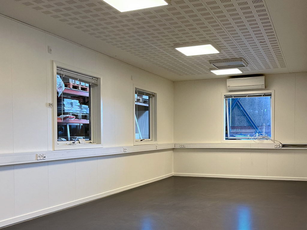 Køb eller lej hos FOCUS Moduler A/S: 144 m2 kontorfaciliteter