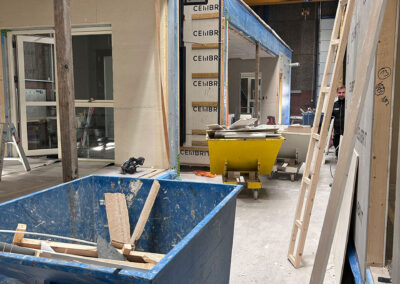 Fra produktion til opstilling – modulerne blev først ombygget i vores produktionshaller