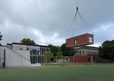 Totalentreprise med specialløft – eksklusive modulbygninger til Øregaard Gymnasium
