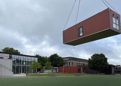Totalentreprise med specialløft – eksklusive modulbygninger til Øregaard Gymnasium