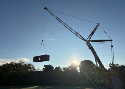 Totalentreprise med specialløft – eksklusive modulbygninger til Øregaard Gymnasium