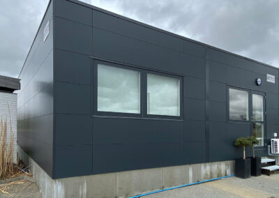 FOCUS Moduler A/S Brugtbørs: 80 m2 modulbygning - reception/venteværelse etc.