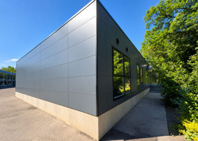1.000 m² modulbyggeri med moderne undervisningslokaler